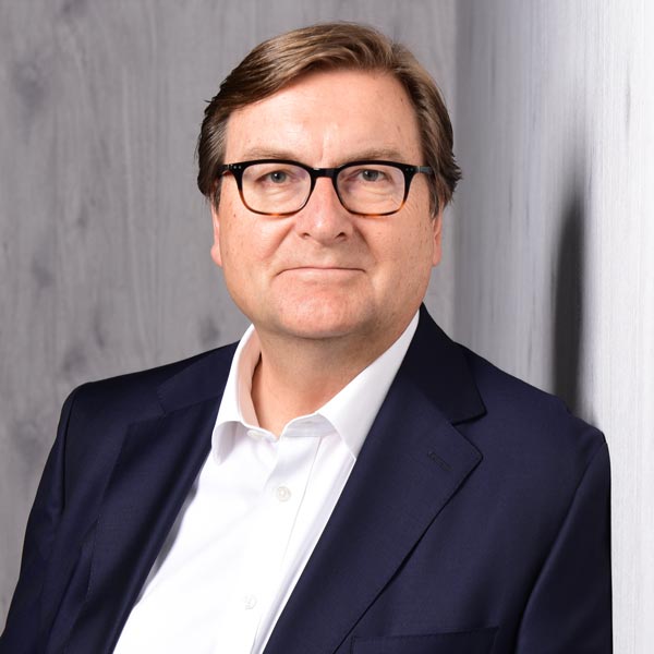Portraitfoto von Corelios Geschäftsführer Martin Mörl